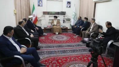 دستگیری از نیازمندان کفاره گناهان کبیره است