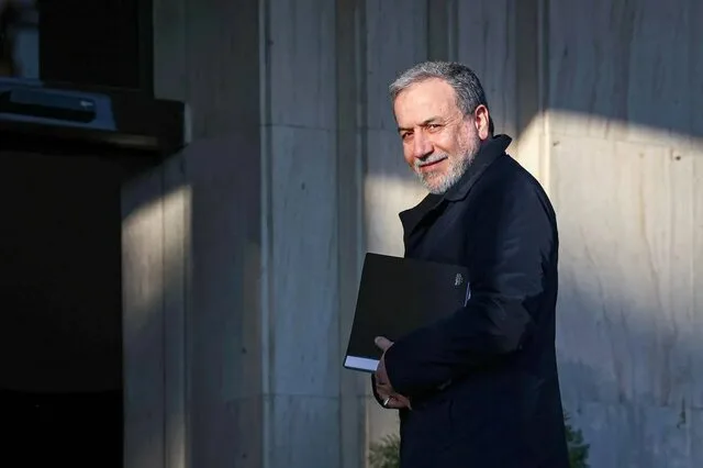 عراقچی امروز راهی عمان می شود