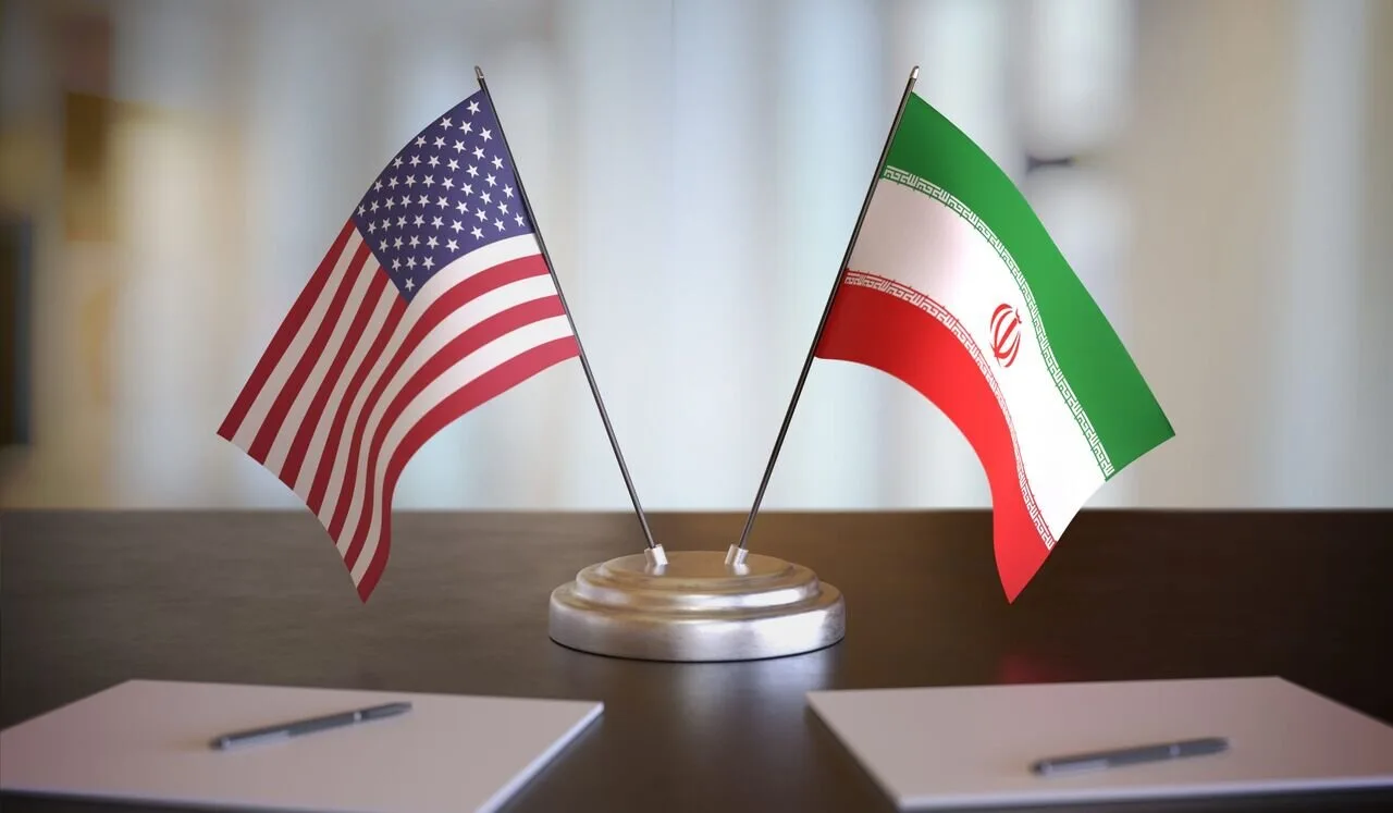 ترامپ در مقابل ایران عقب نشینی کرد؟ | گفت و گوهای مسقط؛ یک – هیچ به نفع ایران