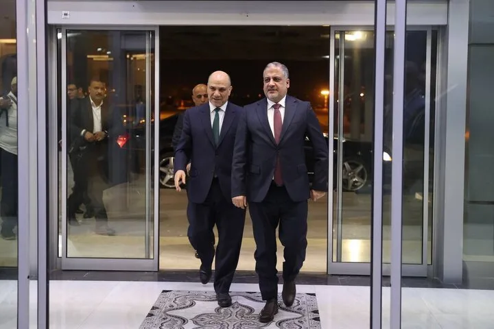 وزیر ورزش و جوانان عراق وارد تهران شد