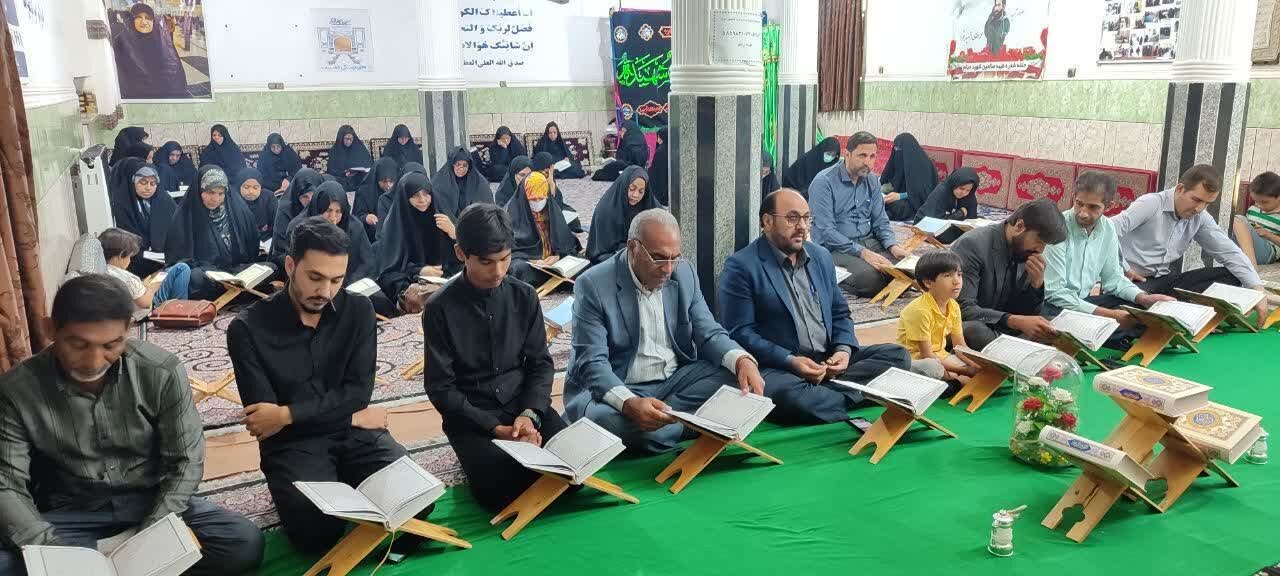 ایجاد حرکت عمومی قرآنی در جلسات خانگی قرآن
