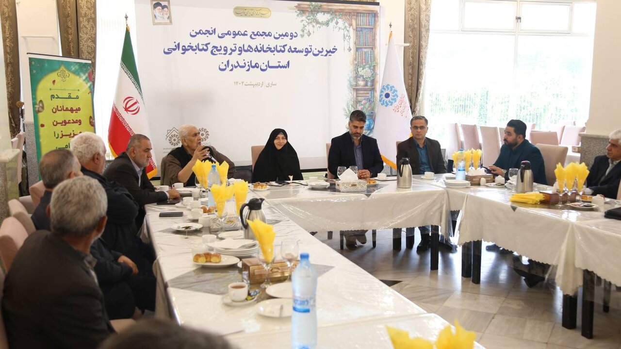 کتابخانه سیار، چراغی برای روشن نگه‌داشتن فرهنگ در دل روستاهای مازندران