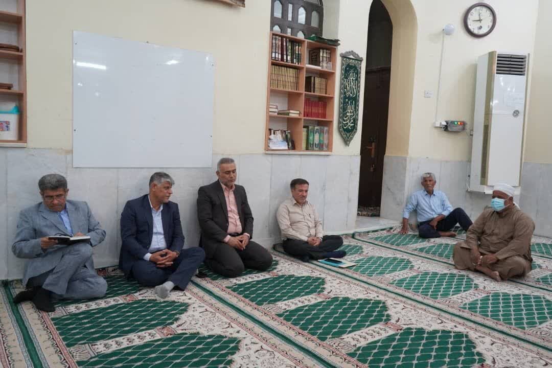 فرماندار گناوه: دیدگاه ما نسبت به اهل سنت و شیعه یکسان است