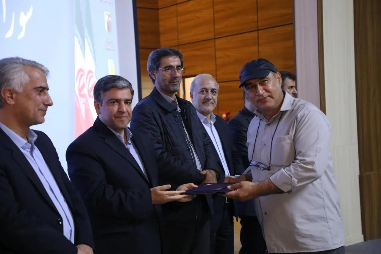 روابط عمومیهای برتر اردبیل تجلیل شدند روابط عمومیهای برتر اردبیل تجلیل شدند