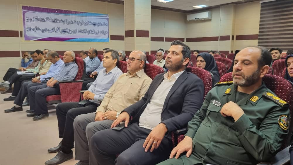 خرمشهر نماد مقاومت و پیروزی است