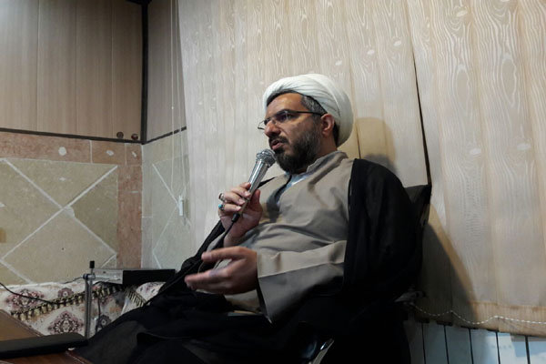 دماوند در سوگ امام؛برنامه‌های گسترده برای گرامیداشت خمینی کبیر