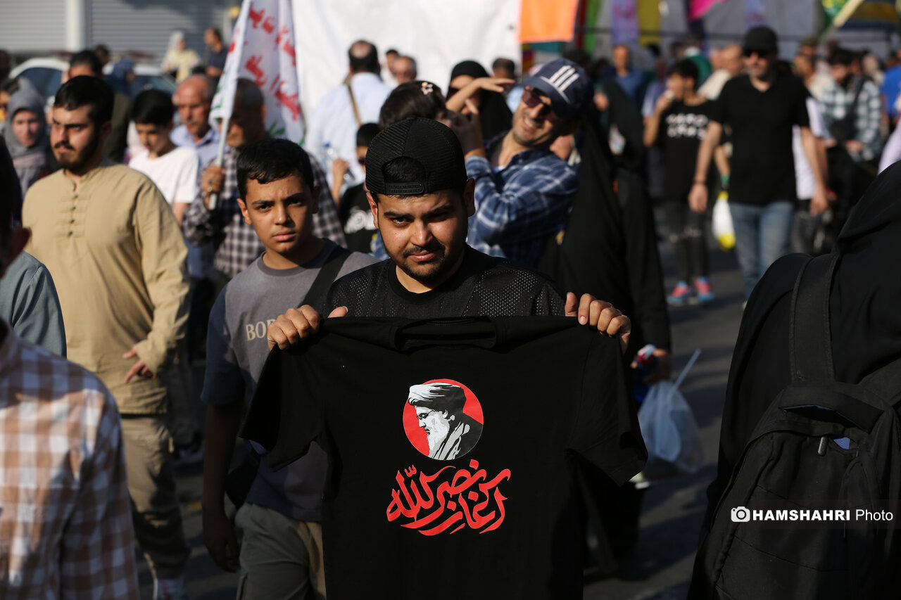 مراسم غدیر با شعار «ایران، ذوالفقار علی (ع)» 2 مراسم غدیر با شعار «ایران، ذوالفقار علی (ع)» 2