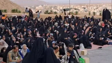 طنین پرفیض عرفه بر بلندای آسمان استان سمنان