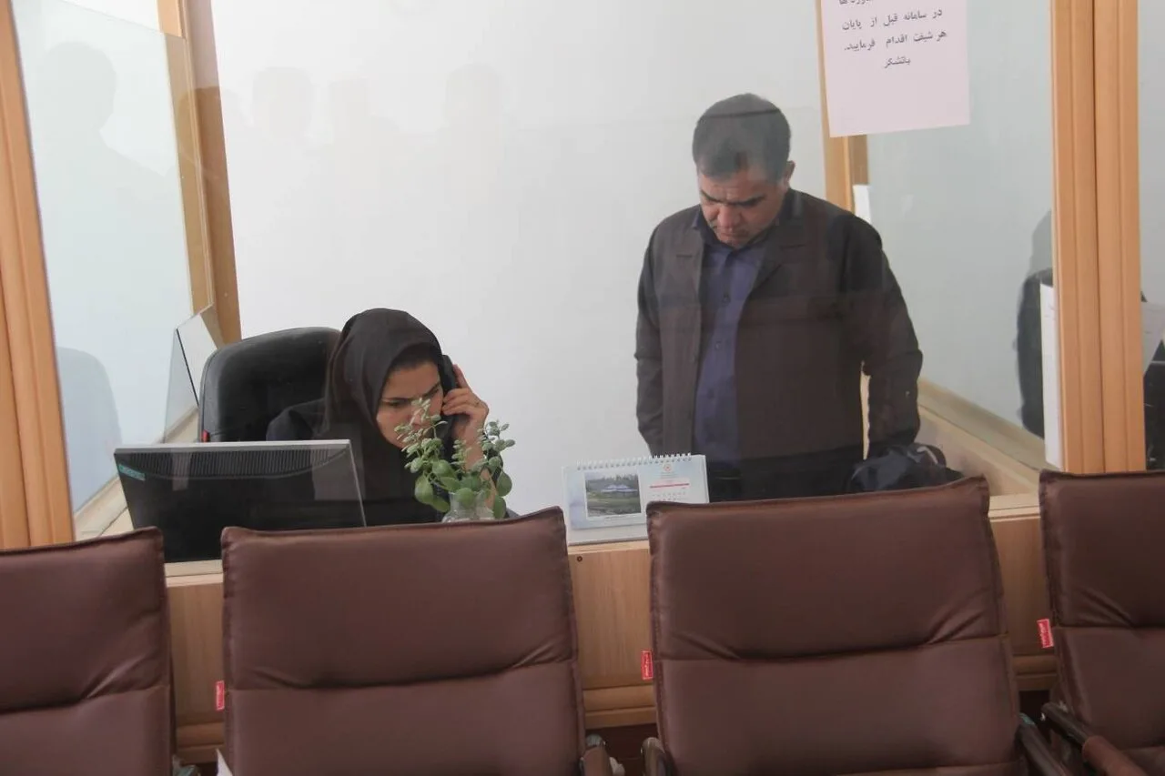 خدمات صدای مشاور بهزیستی ایلام شبانه روزی شد