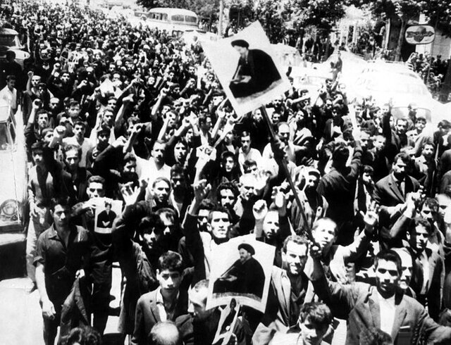 زبانه کشیدن آتش خشم عمومی در ۱۵ خرداد ۱۳۴۲