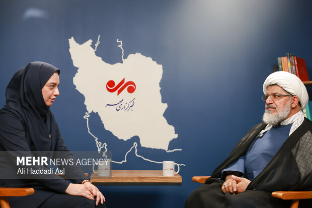 شیرازی: پیام هبر انقلاب درباره مذاکرات را نباید گزینشی تفسیر کرد